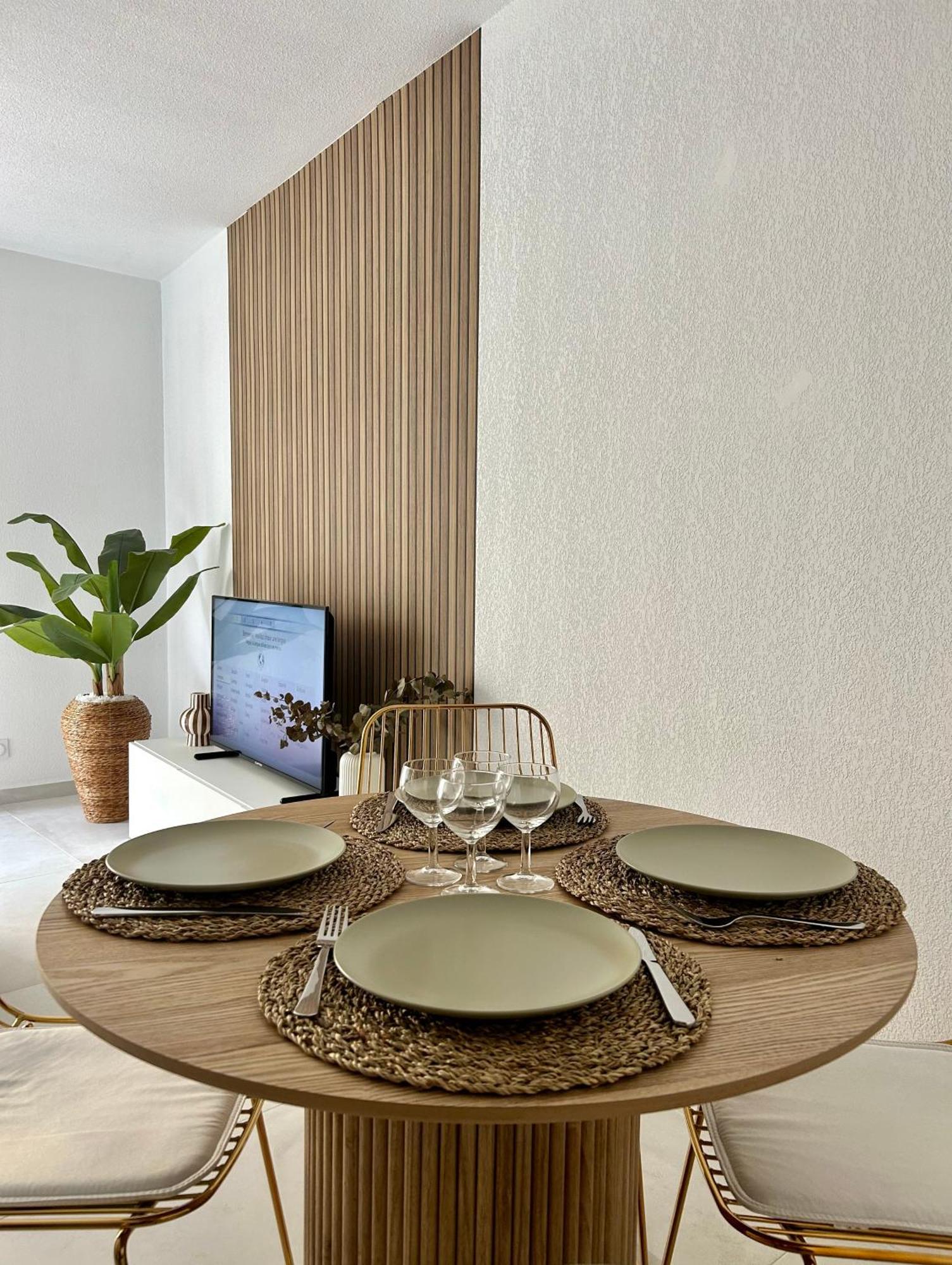 Menton Carre D'Or - Private Garage Apartment Bagian luar foto